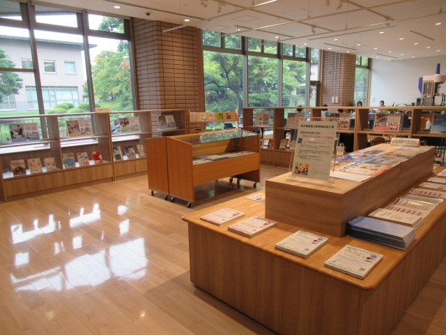 県立職業能力開発施設紹介展　連携展示コーナーの画像